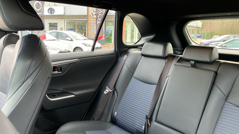 Toyota RAV4 2.5 VVT-i Hybrid Dynamic 5dr CVT 2WD Hybrid Estate